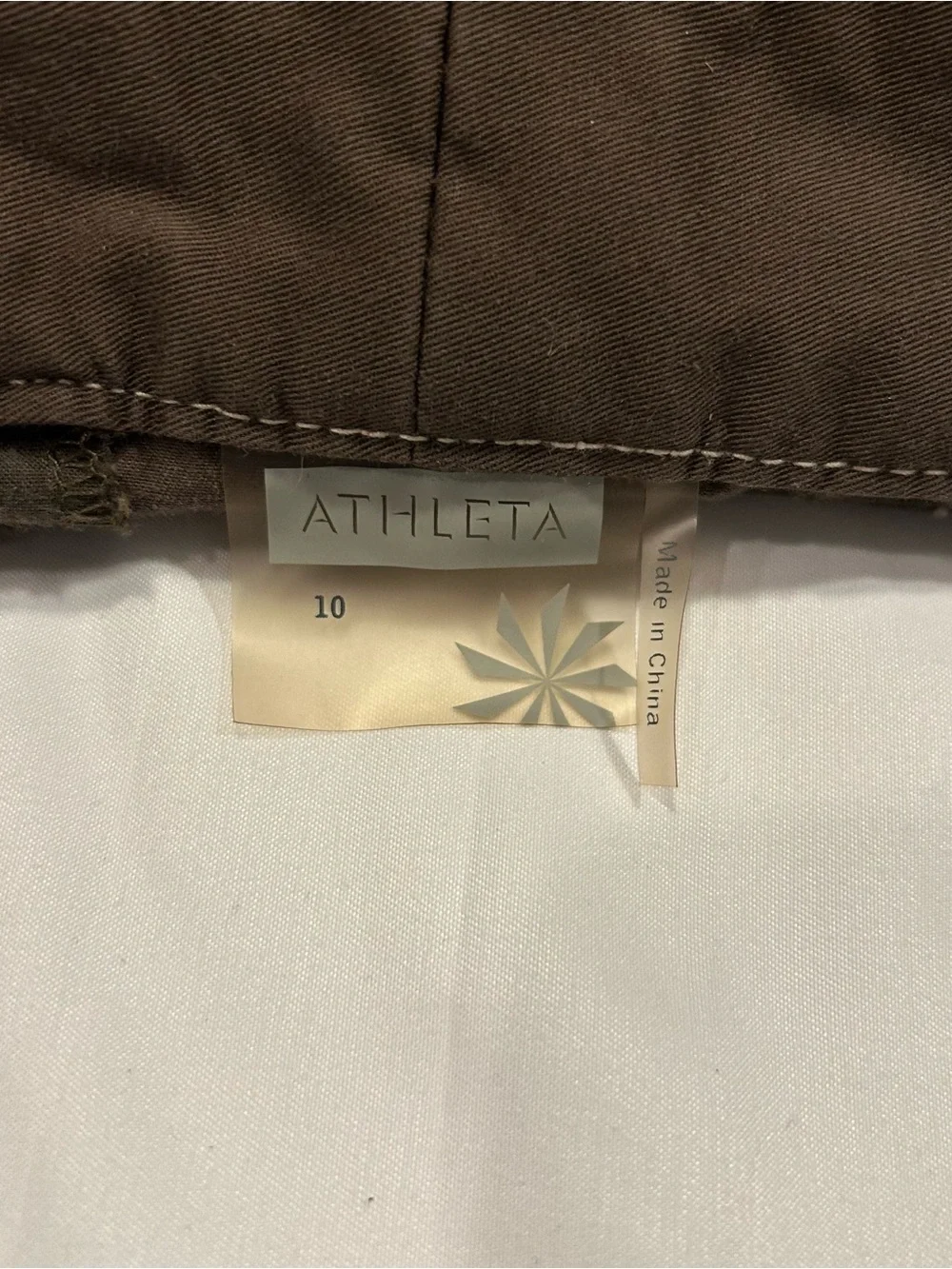 Athleta Brown Women's Cargo Athletic Shorts with Contrast Stitching